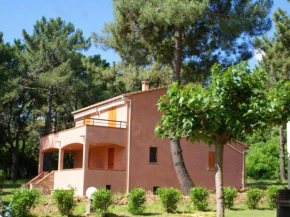 Maison de 4 chambres a Poggio Mezzana a 100 m de la plage avec vue sur la mer jardin amenage et wifi, Poggio-Mezzana